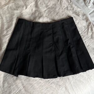 Zara Black Pleated Mini Skirt